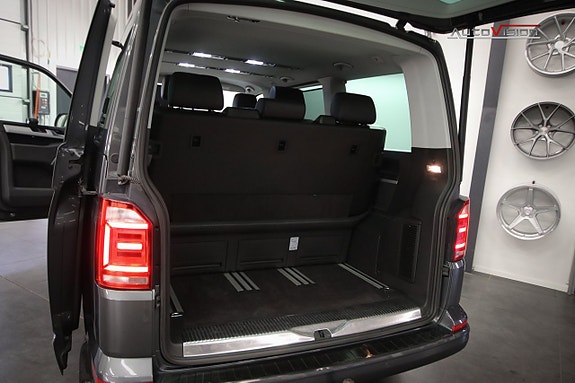 Volkswagen Transporter 29 of 30