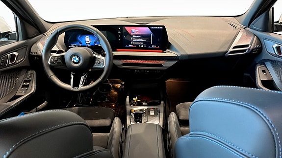 BMW 120 4 of 9