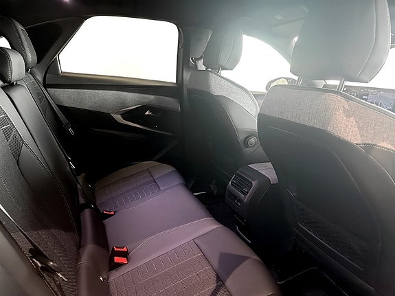 Peugeot 3008 12 of 15