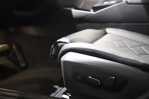 BMW 550e 13 of 14