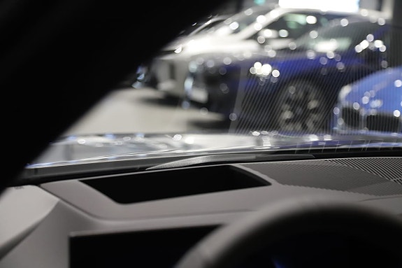 BMW 550e 11 of 14