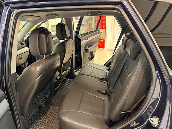 Kia Sorento 12 of 13