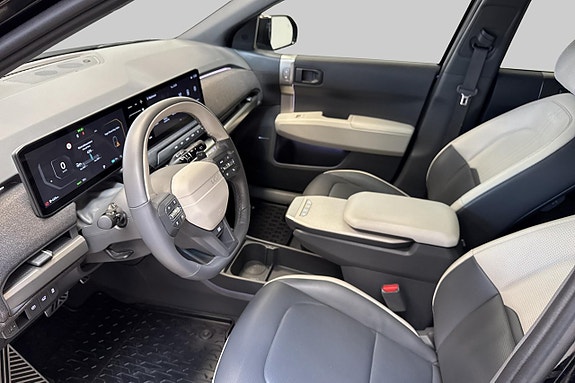 Kia EV3 8 of 21