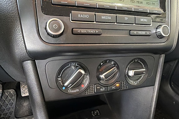 Volkswagen Polo 14 of 16