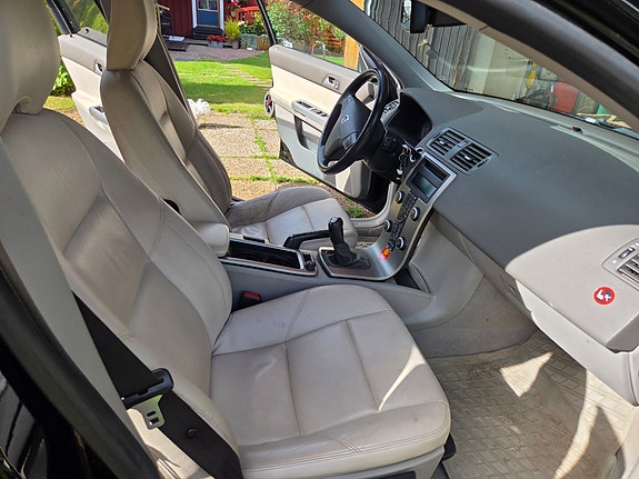 Volvo V50 9 of 11