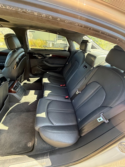 Audi A8 11 of 15