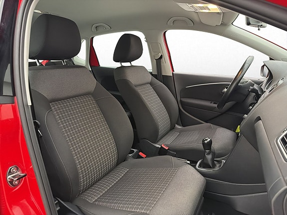 Volkswagen Polo 14 of 23