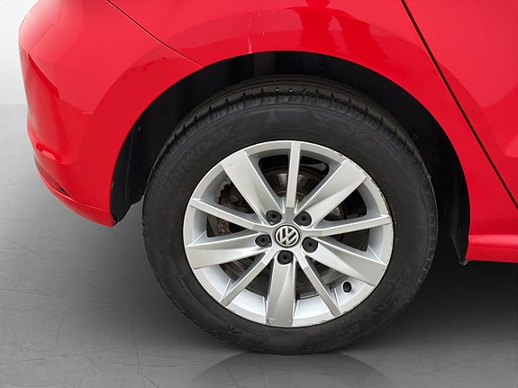 Volkswagen Polo 22 of 23