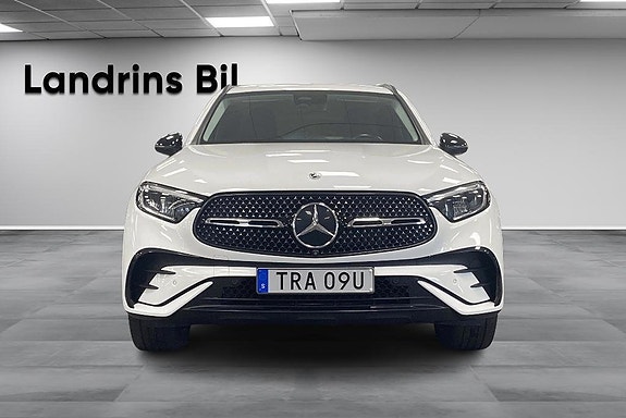 Mercedes-Benz GLC220 d 2 of 14