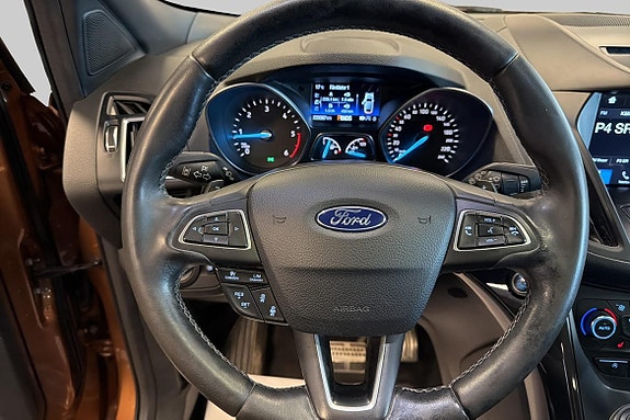 Ford Kuga 10 of 18