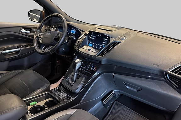 Ford Kuga 4 of 18