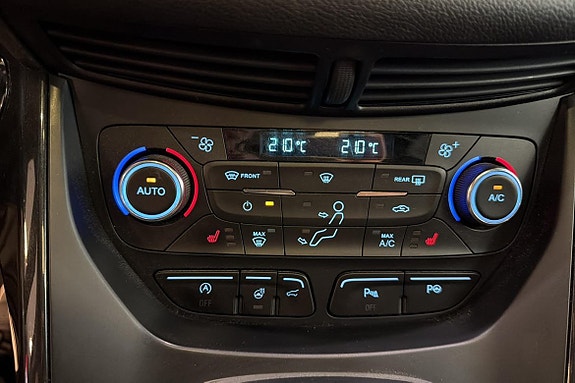 Ford Kuga 13 of 18