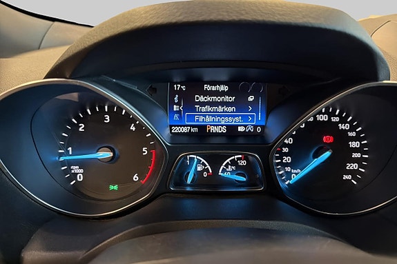 Ford Kuga 18 of 18