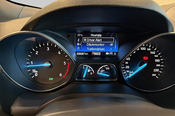 Ford Kuga 17 of 18