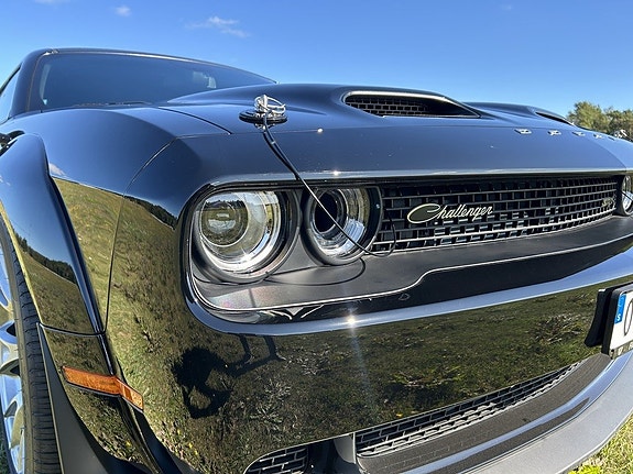 Dodge Challenger 5 of 30