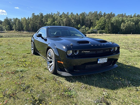 Dodge Challenger 4 of 30