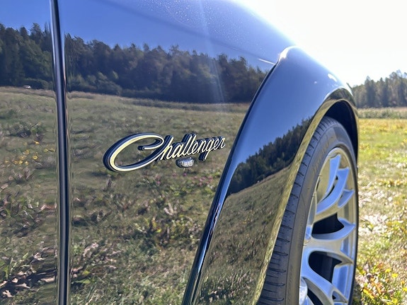 Dodge Challenger 18 of 30