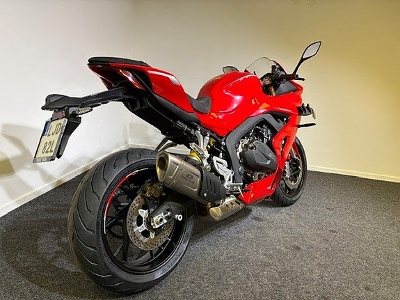 QJ Motor SRK 800RR 2 of 10
