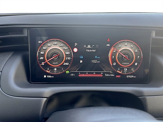 Hyundai Tucson 10 of 21
