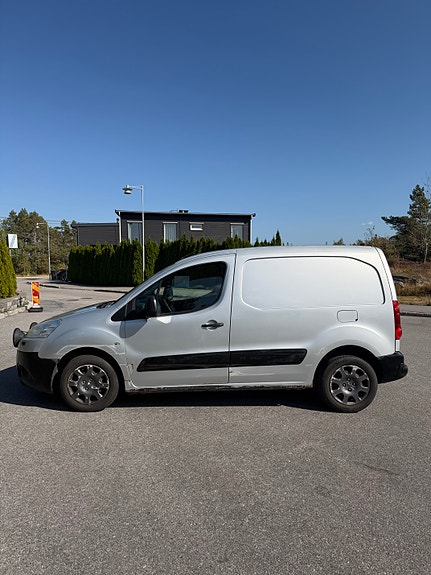 Peugeot Partner 4 of 5