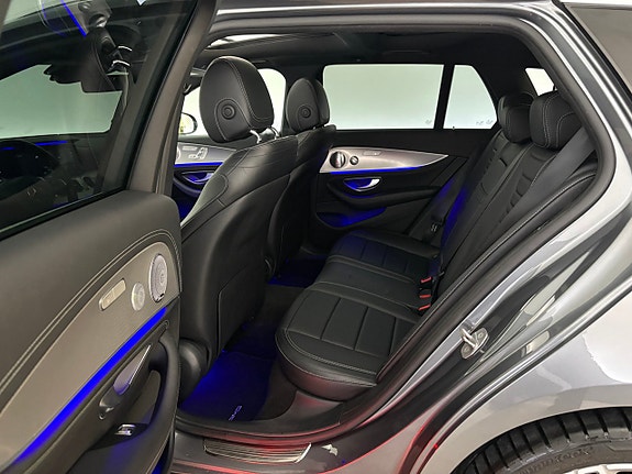 Mercedes-Benz E220 d 12 of 25