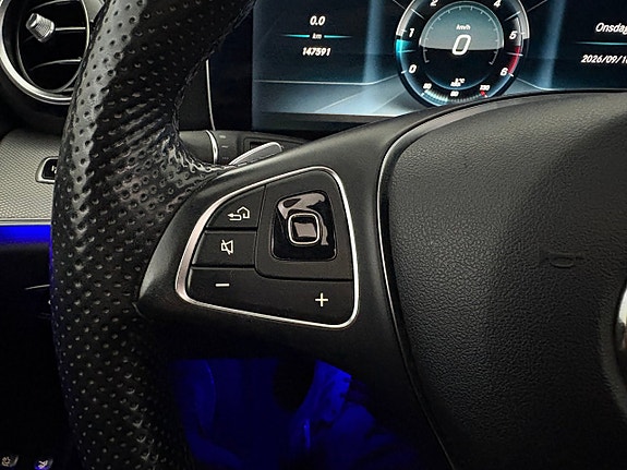 Mercedes-Benz E220 d 15 of 25