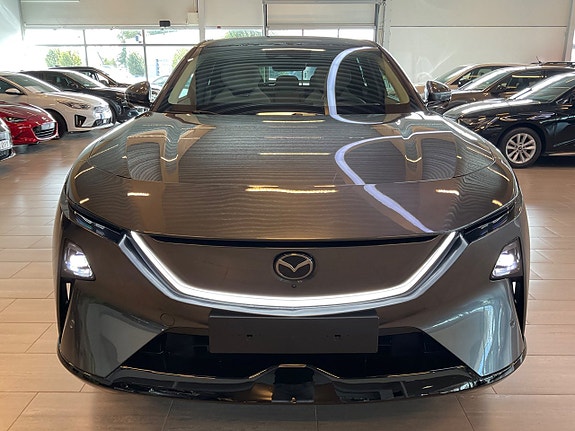 Mazda CX-6e 2 of 18