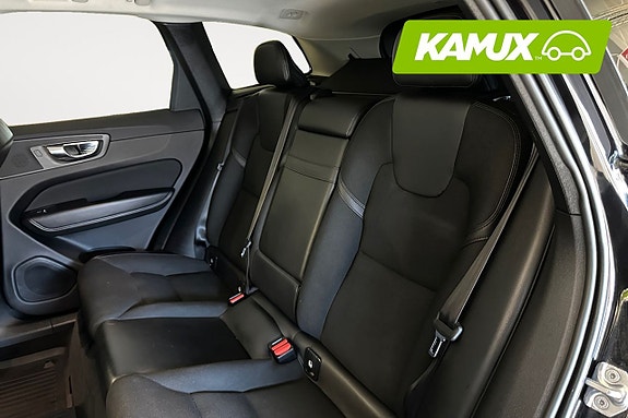 Volvo XC60 15 of 26