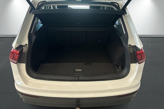 Volkswagen Tiguan 17 of 30
