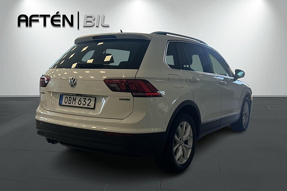 Volkswagen Tiguan 10 of 30