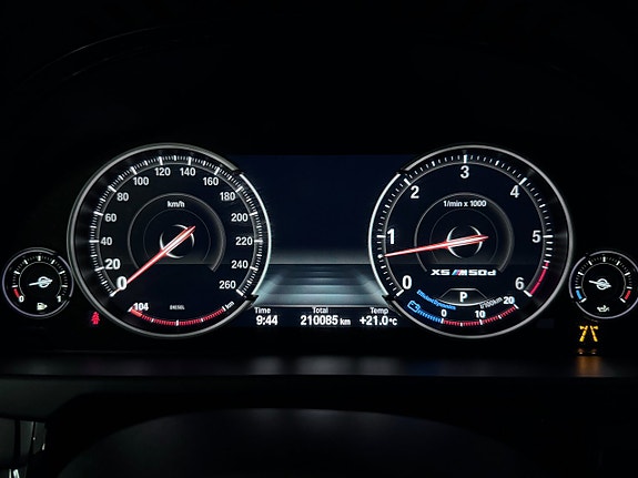 BMW X5 M 11 of 24