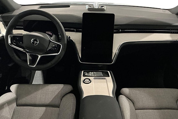 Volvo EX90 11 of 28
