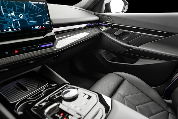 BMW 530e 14 of 21