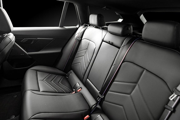 BMW 530e 16 of 21
