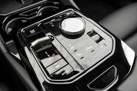 BMW 530e 13 of 21