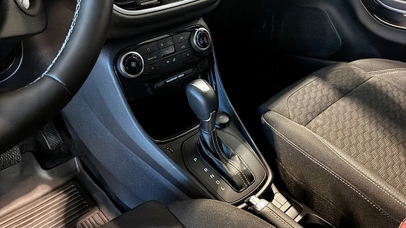 Ford Puma 12 of 12