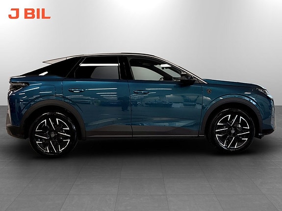 Peugeot 3008 15 of 17