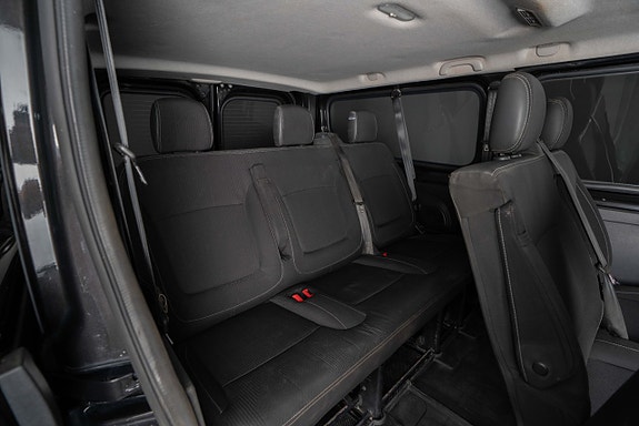Renault Trafic 14 of 17