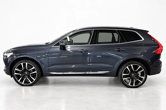 Volvo XC60 3 of 21
