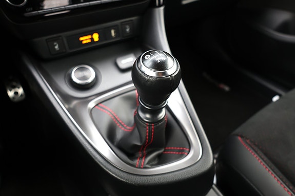Toyota GR Yaris 17 of 21