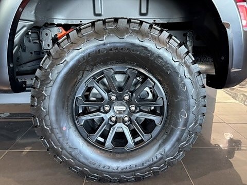 Ford F-150 9 of 16