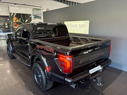 Ford F-150 3 of 16