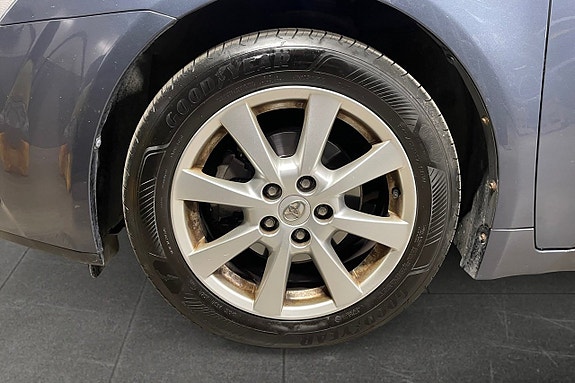 Toyota Avensis 15 of 15