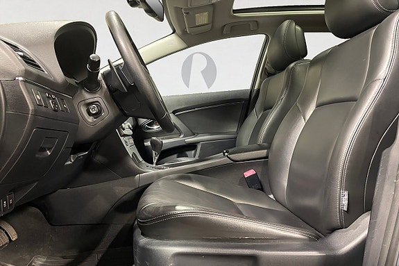 Toyota Avensis 3 of 15