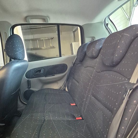 Renault Clio 9 of 18