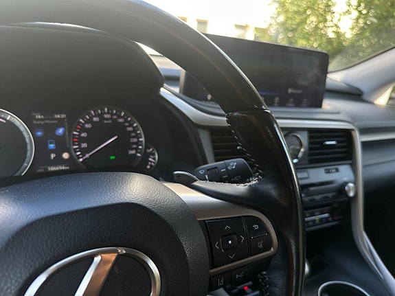 Lexus RX450h 18 of 25