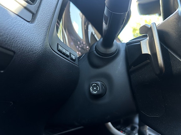 Lexus RX450h 22 of 25