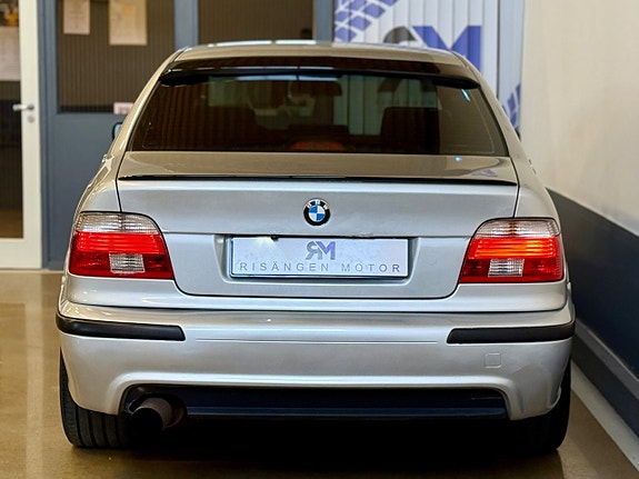 BMW 525 7 of 18