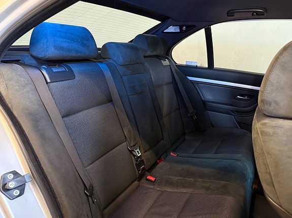 BMW 525 14 of 18