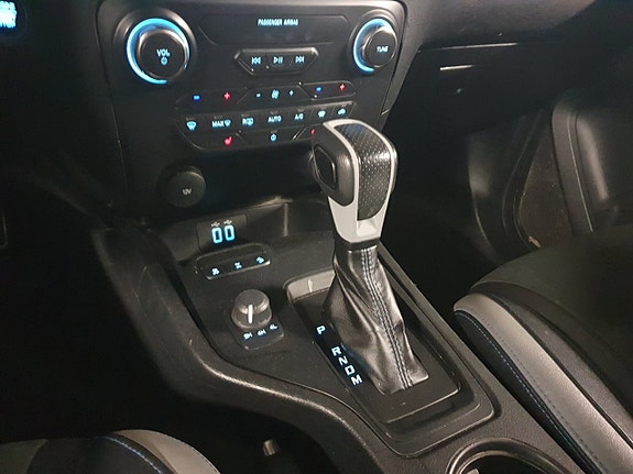 Ford Ranger Raptor 17 of 19